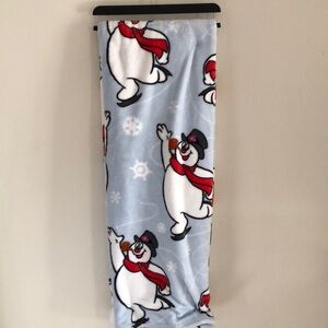 Frosty The Snowman Oversized Throw Blanket